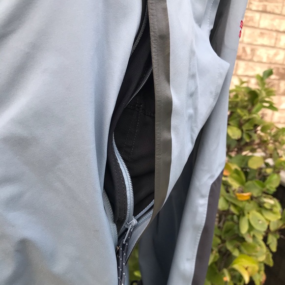 Women's North Face Summit Series Gore-Tex Jacket - Picture 6 of 16